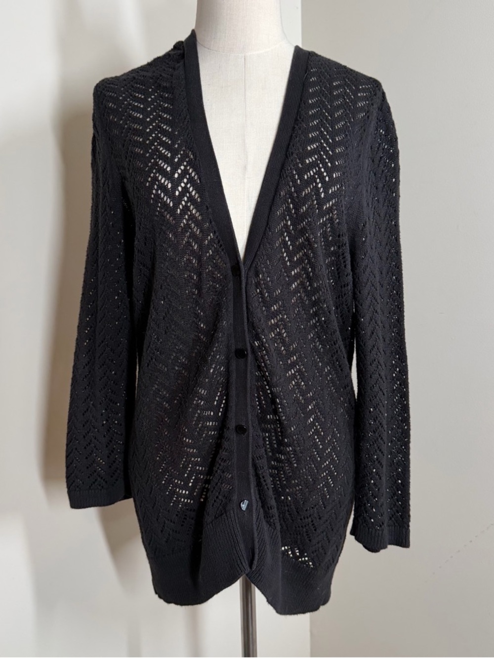 Ann Taylor Black Cotton -SZ Large- Chevron Weave Button-Front Cardigan Sweater